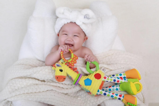 敦煌宝宝为什么会吐奶 敦煌宝宝为什么会吐奶